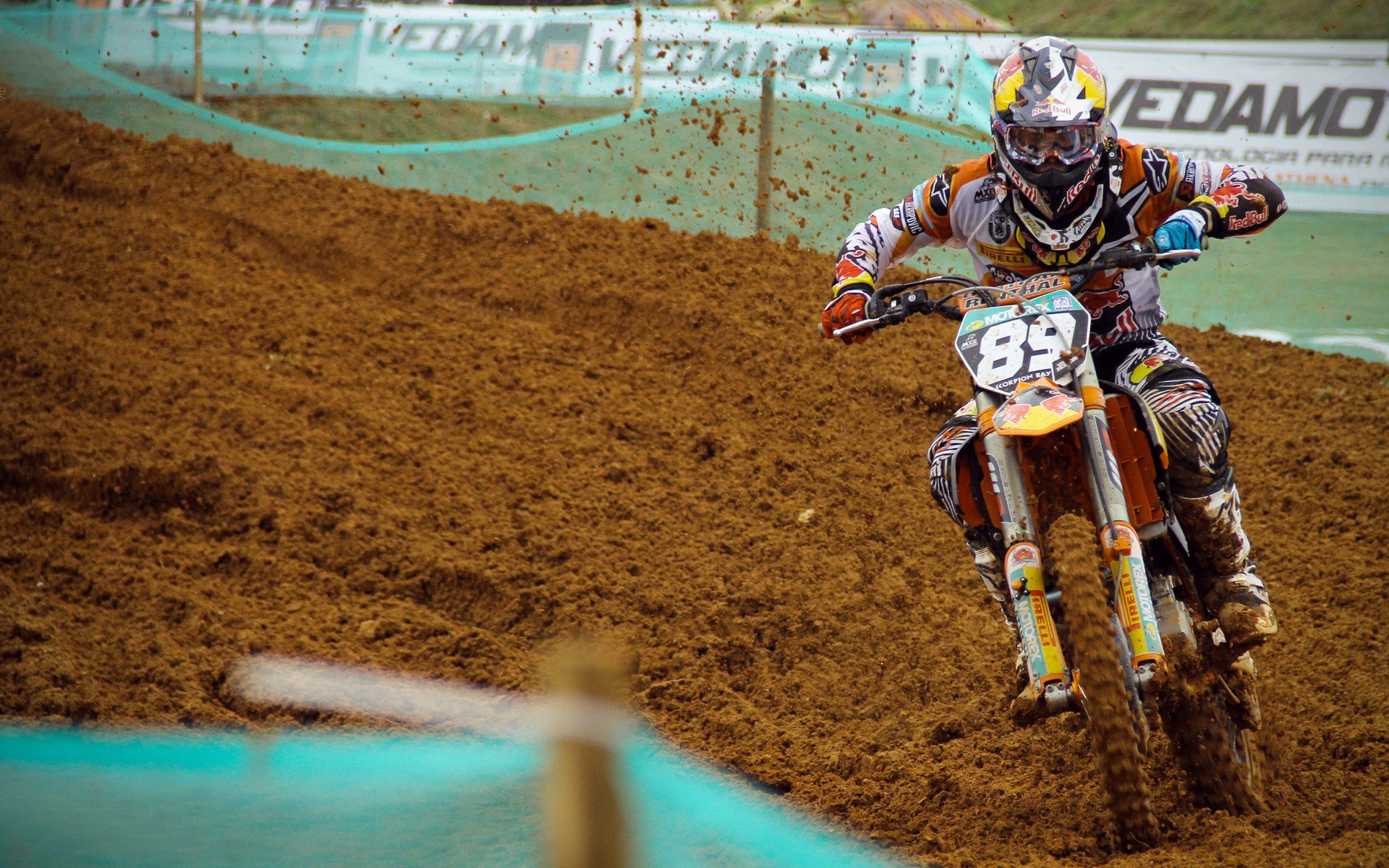 萨内欧冠封神夜，荷兰式闪电战一波带走摩纳哥